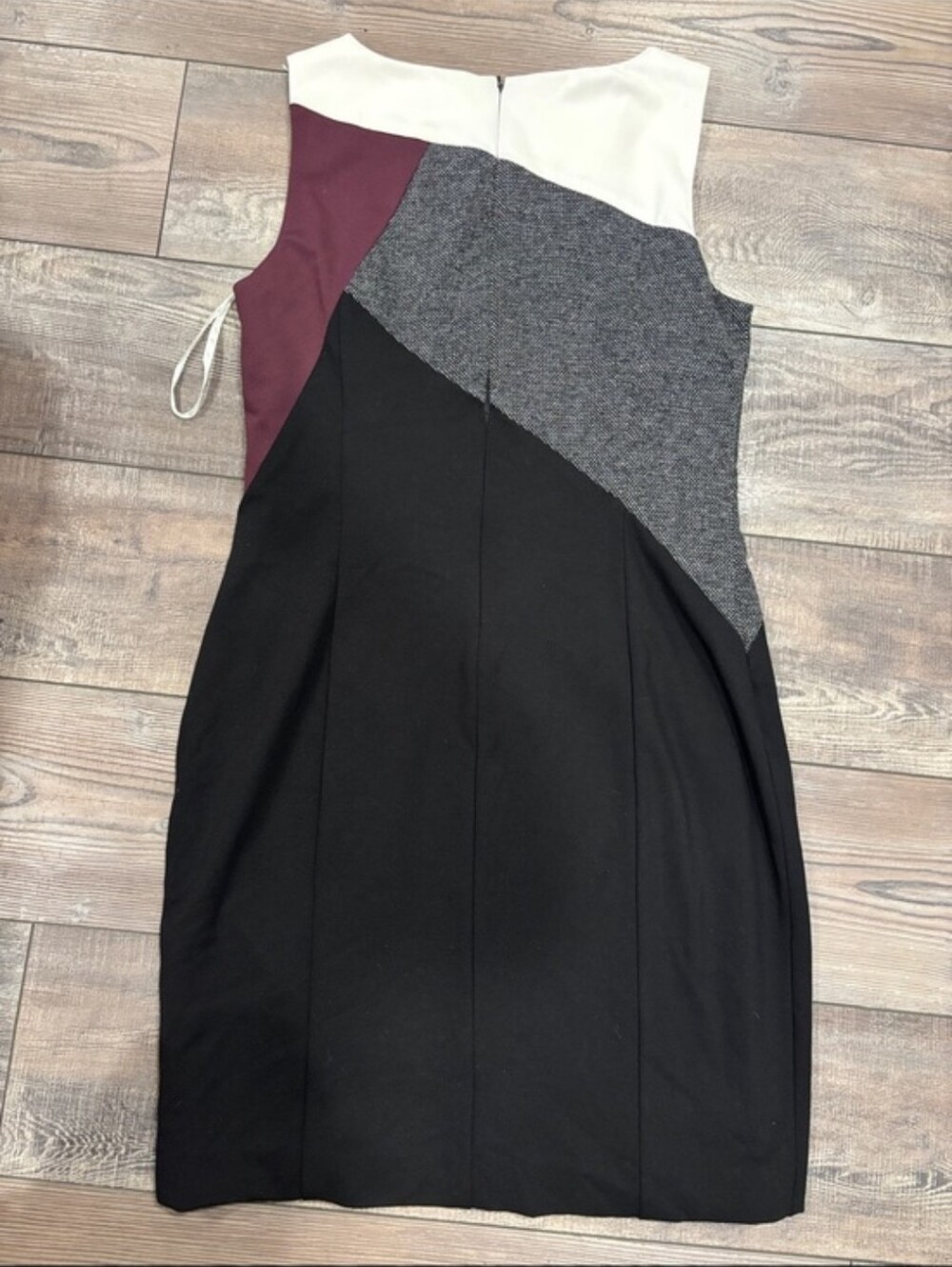 WHBM Colorblock Midi Sheath Dress in Black, Burgundy & Gray Fitted Silhouette M - Picture 6 of 12